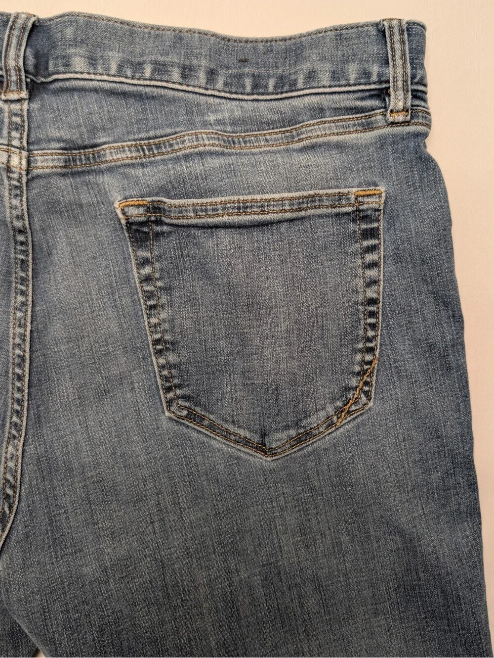 Banana Republic Athletic Tapered Fit Jeans Medium Wash Stretch 36x30 (38x29)